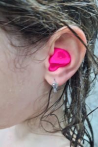 Confeccionamos tampões para proteção auditiva e moldes para aparelhos, com ajuste perfeito e materiais de qualidade.