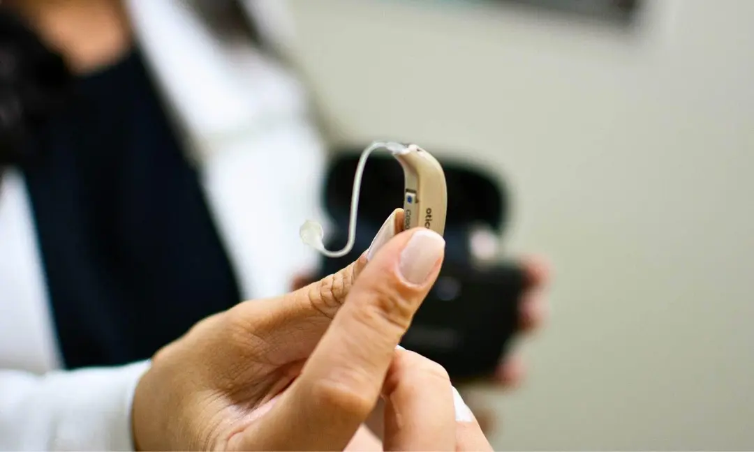 Descubra como fazer um molde auricular indolor na AudioVitta!