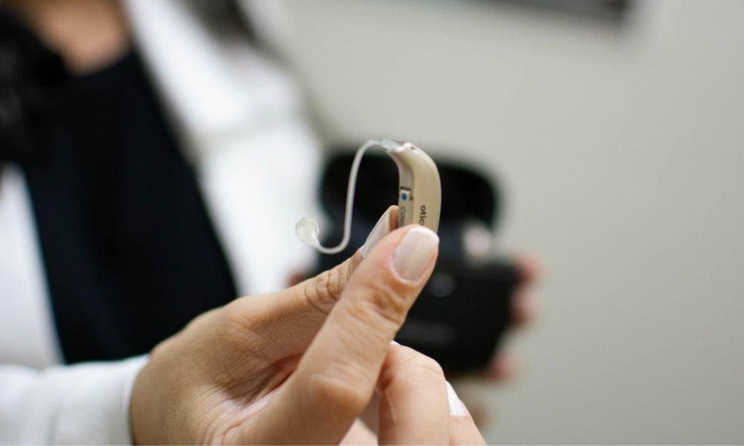 Aparelhos Auditivos Oticon: Foco na compreensão da fala